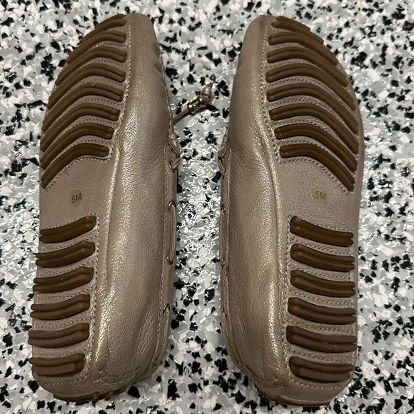 Ivanka trump driving loafers - Picture 3 of 5